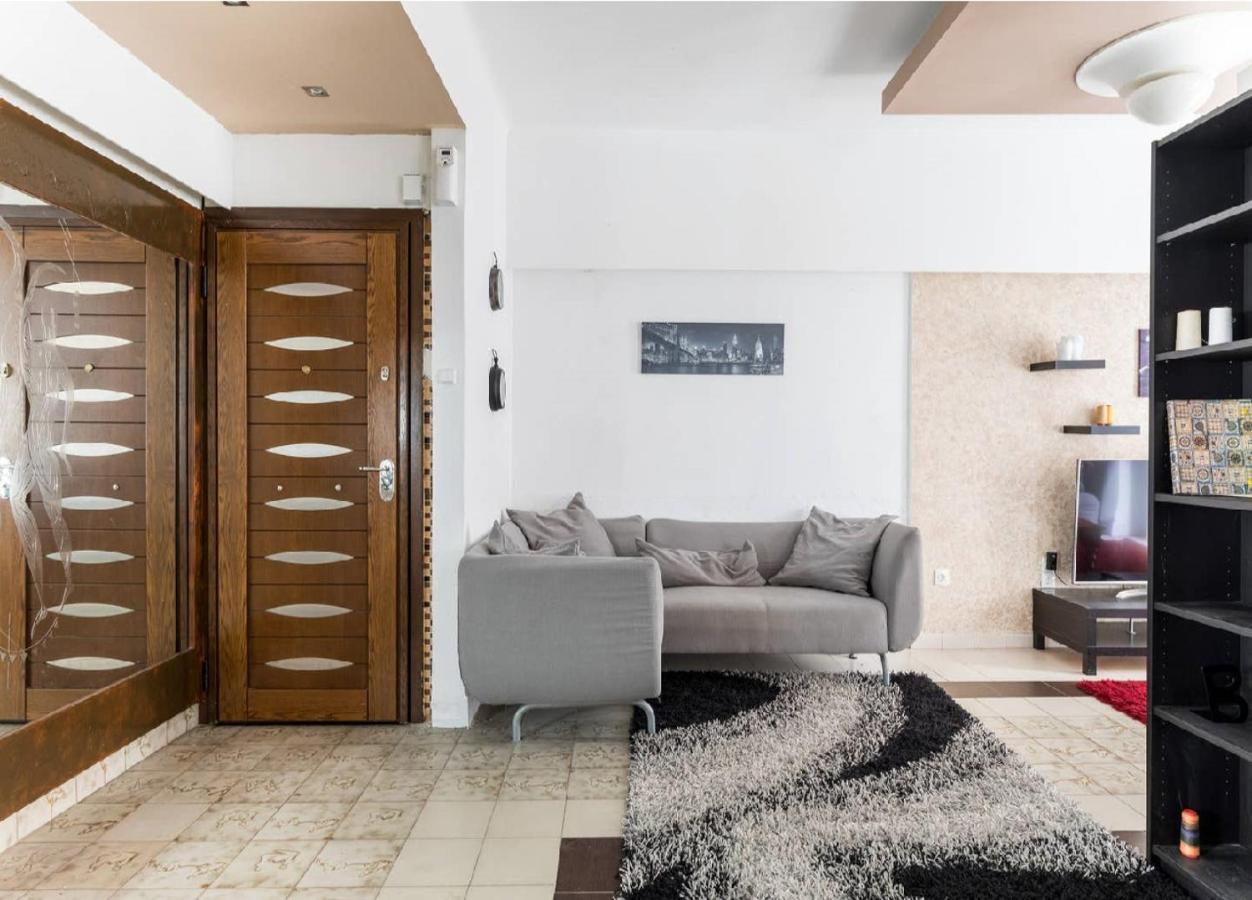 Appartement 2Bd- Perfect Location With Square View à Thessalonique Extérieur photo